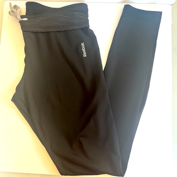 Reebok Black Workout Leggings - Picture 1 of 4